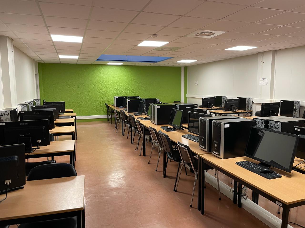 Bureau Paris 1966m² Location bureau Paris OLBUR2425970 4